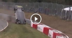 Nissan GTR crash nurburgring spectators 3